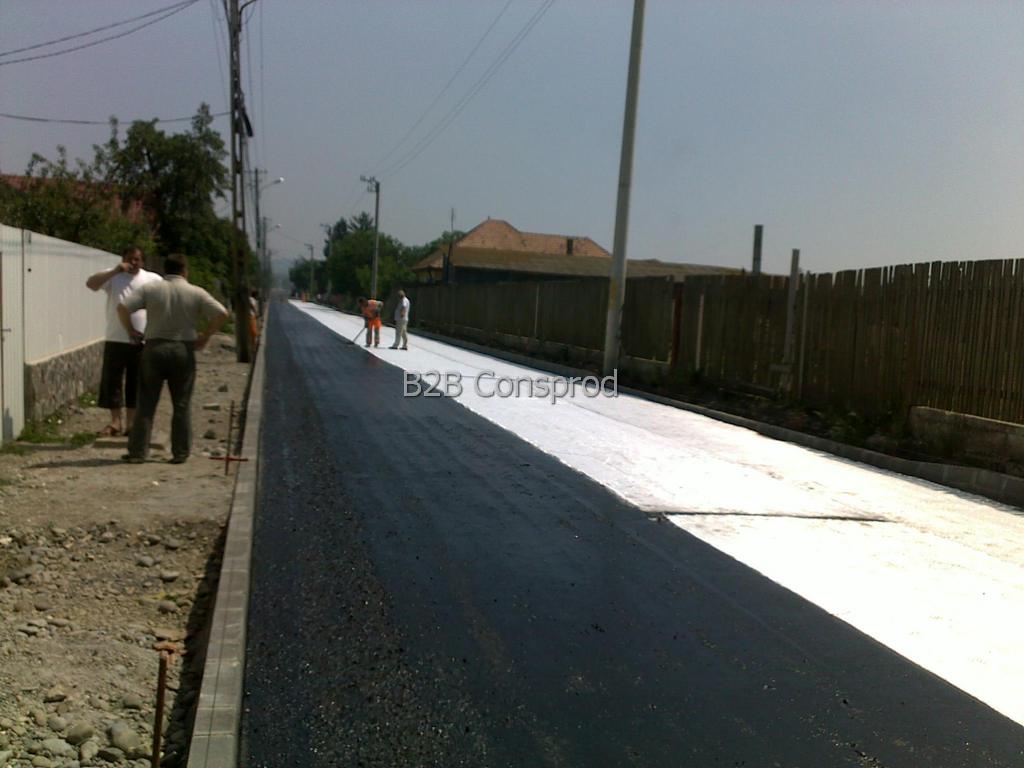 Geotextile with Anti-Fracture and Barrier role